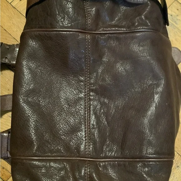 Chloe Silverado - Picture 10 of 14